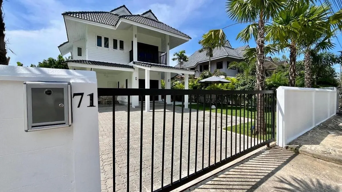 Khaolak Pool Villa With 16M Pool And 3Br Khao Lak