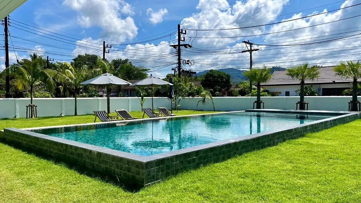 Khaolak Pool Villa With 16M Pool And 3Br Khao Lak 0*,  Tailândia