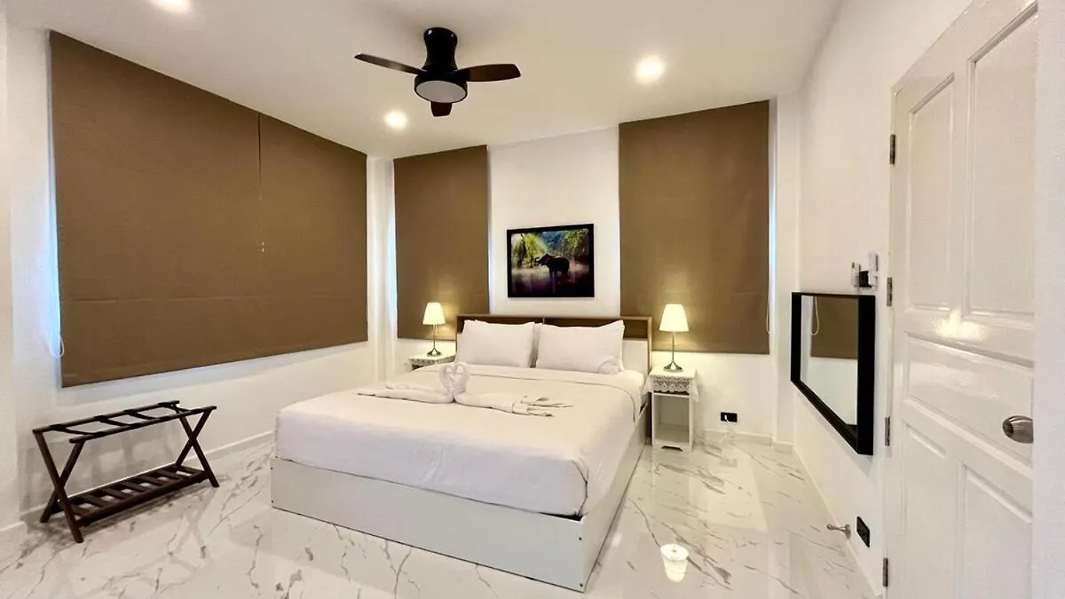 Khaolak Pool Villa With 16M Pool And 3Br Khao Lak Tailândia
