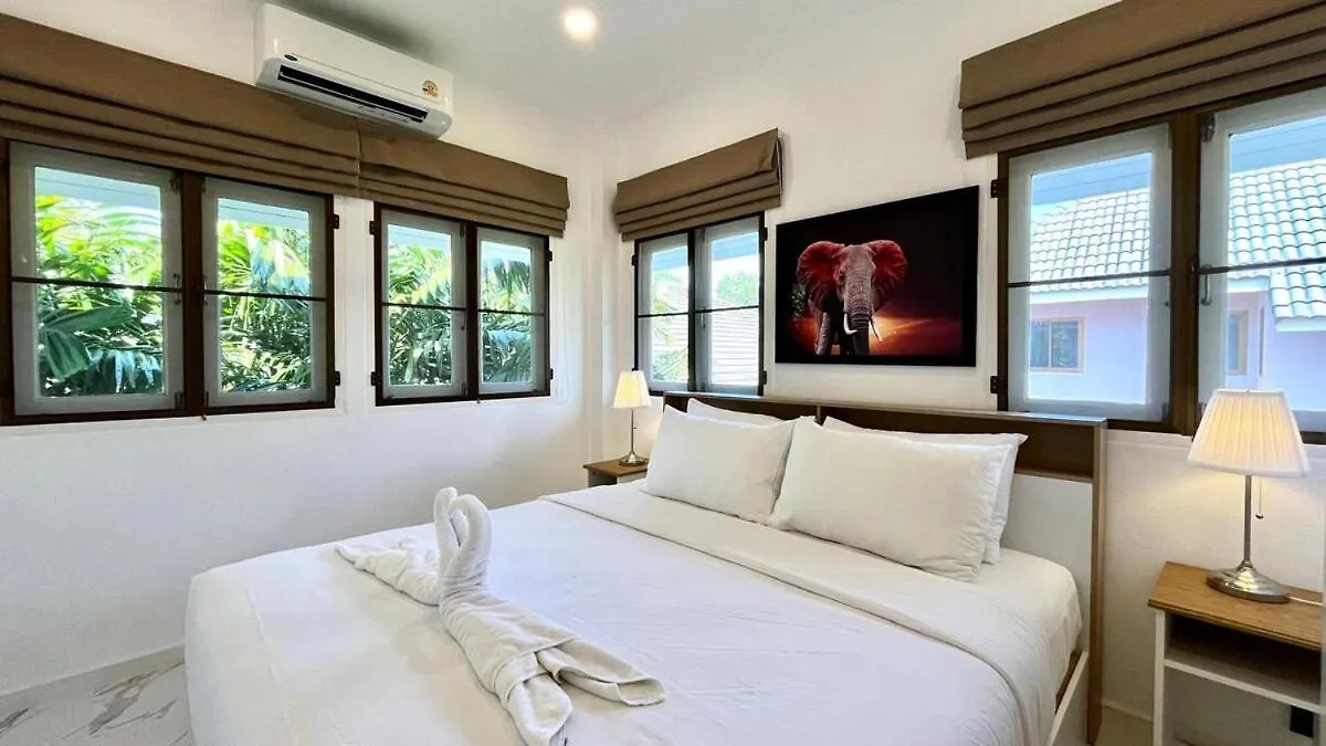Khaolak Pool Villa With 16M Pool And 3Br Khao Lak Tailândia